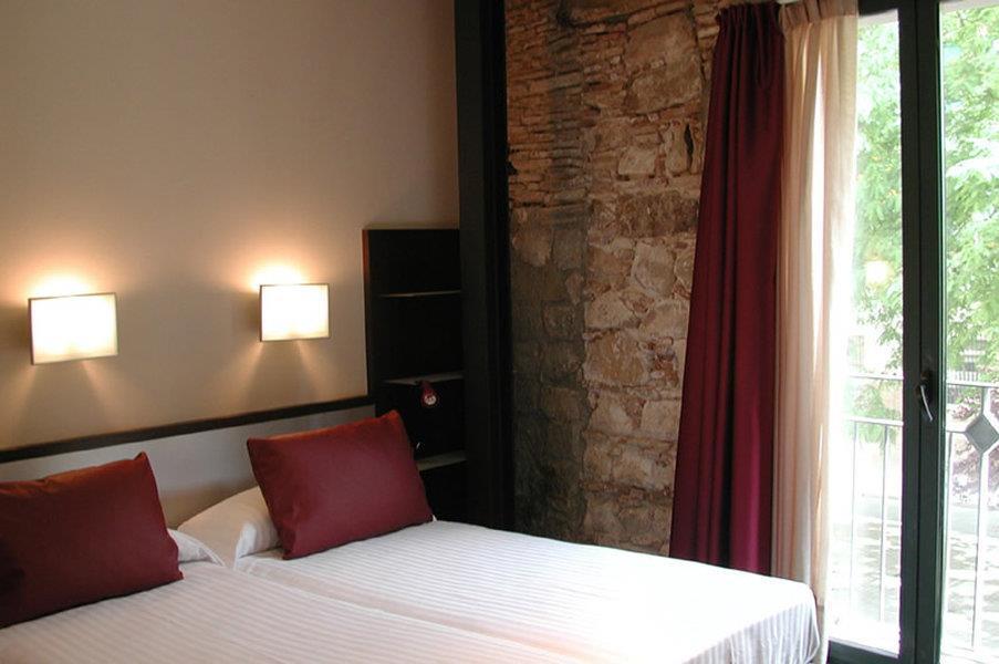 برشلونة Aparthotel Allada 3* الغرفة الصورة