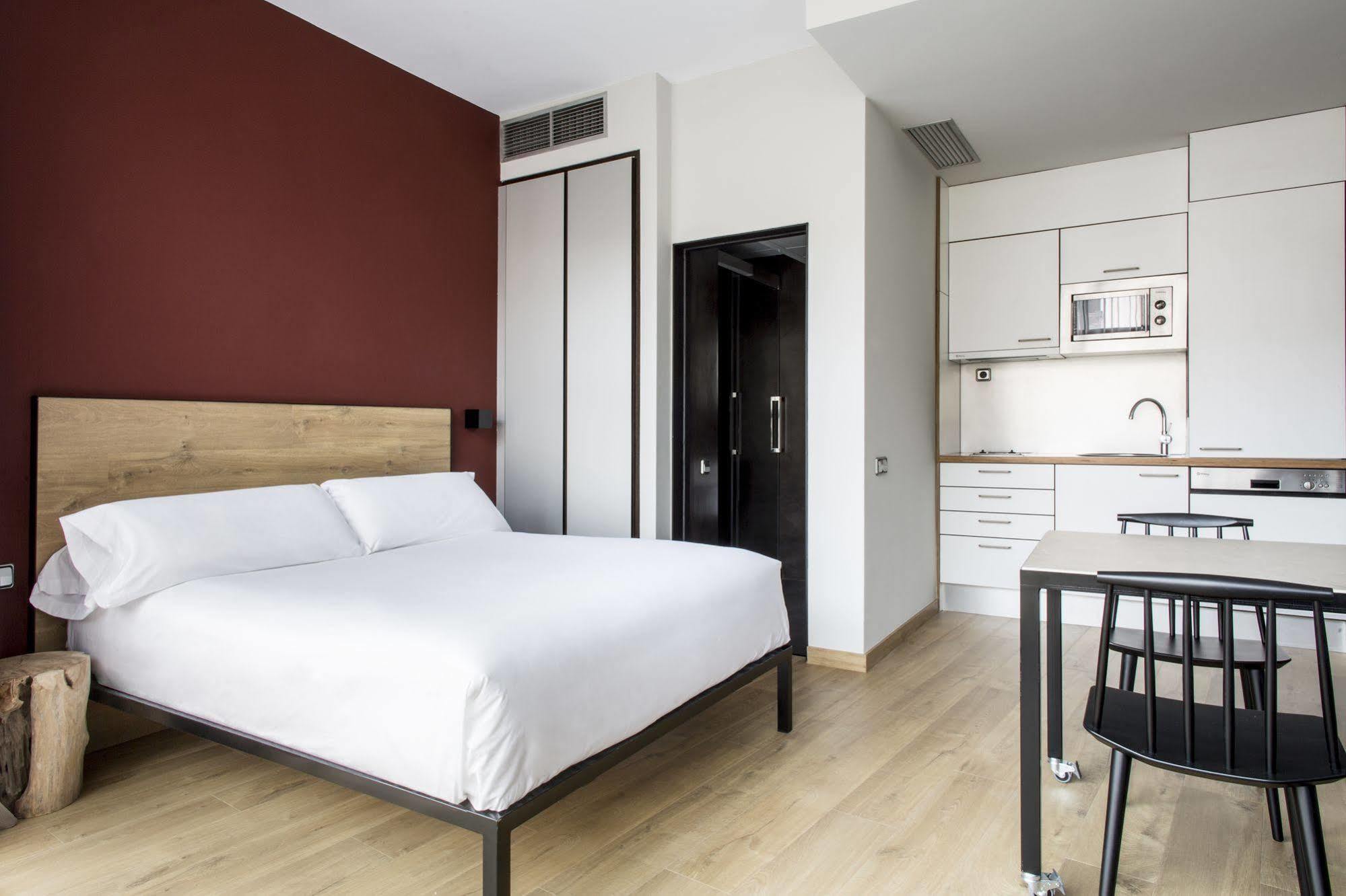 برشلونة Aparthotel Allada 3* المظهر الخارجي الصورة